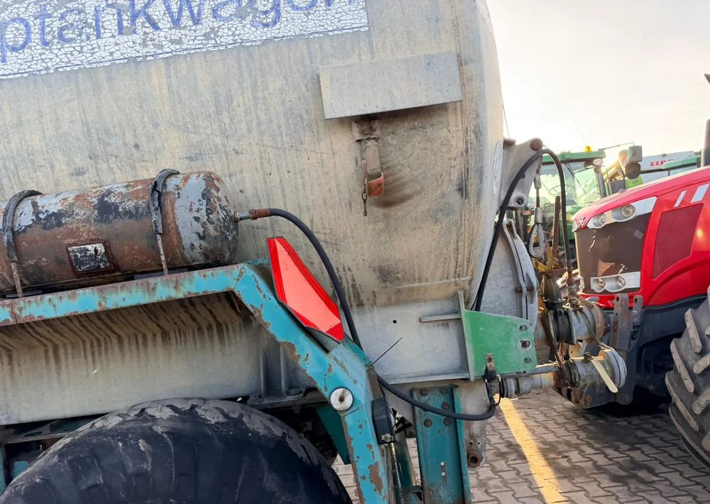 Inny LOMMA GT 17 - Cuba de purín: foto 2 Inny LOMMA GT 17 - Cuba de purín: foto 2