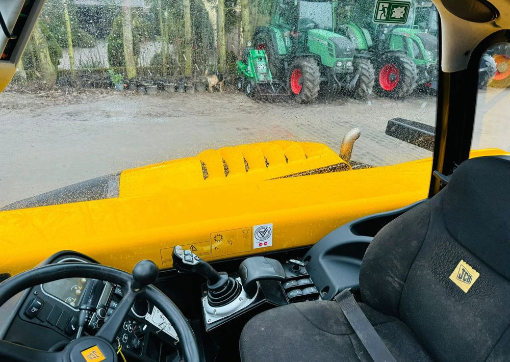 Manipulador telescópico JCB 536-60 Agri Plus: foto 13