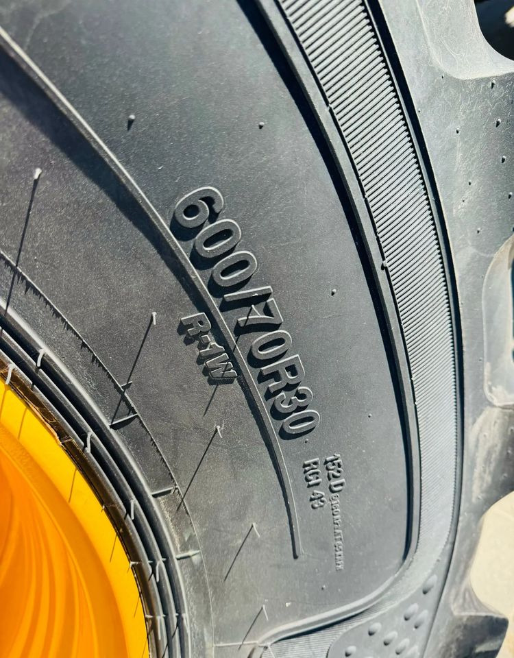 JCB Fastrac 4220 - Tractor: foto 5 JCB Fastrac 4220 - Tractor: foto 5