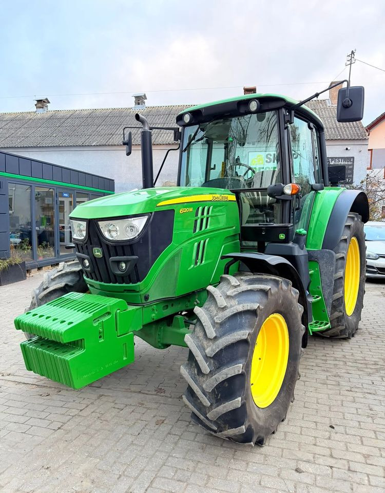 John Deere 6120M - Tractor: foto 5 John Deere 6120M - Tractor: foto 5