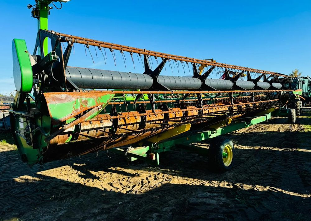 John Deere 630R - Cabezal de grano: foto 3 John Deere 630R - Cabezal de grano: foto 3
