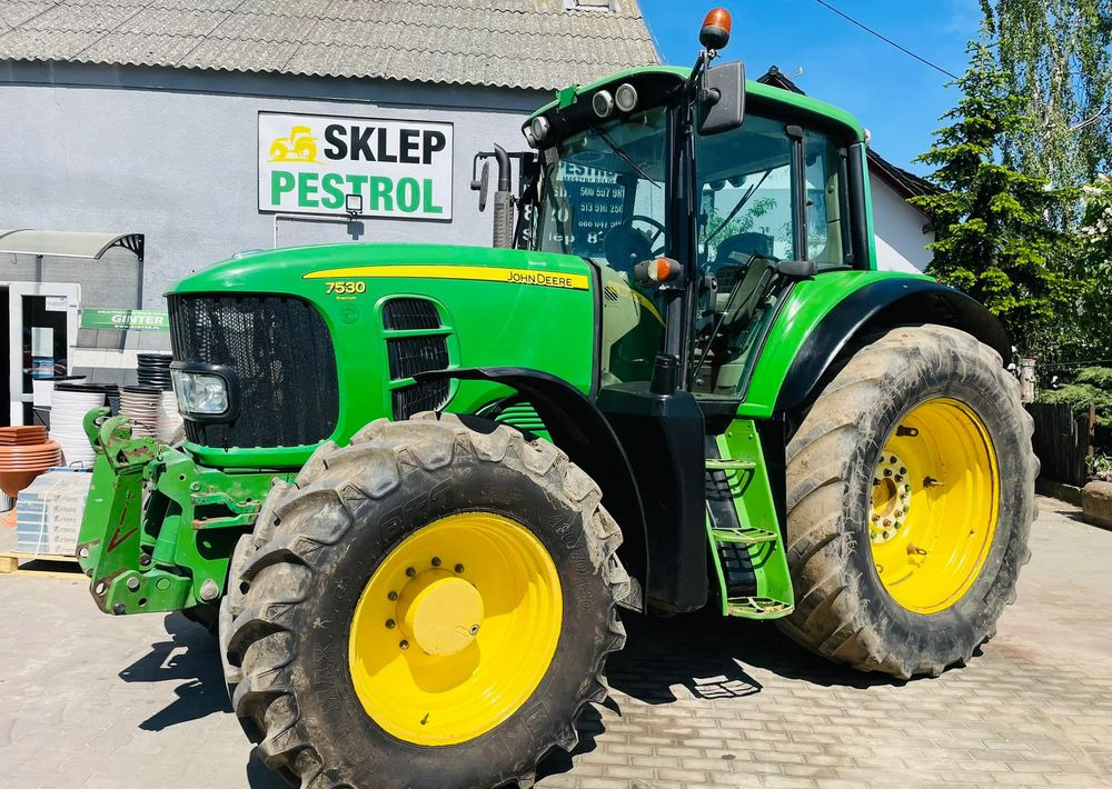 John Deere 7530 PREMIUM - Tractor: foto 1 John Deere 7530 PREMIUM - Tractor: foto 1