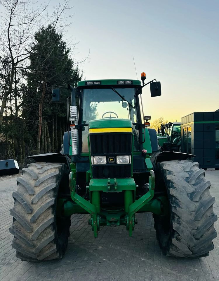 Tractor John Deere 7810: foto 8