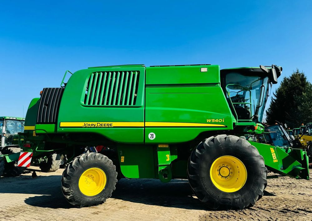 Cosechadora de granos John Deere T670: foto 6