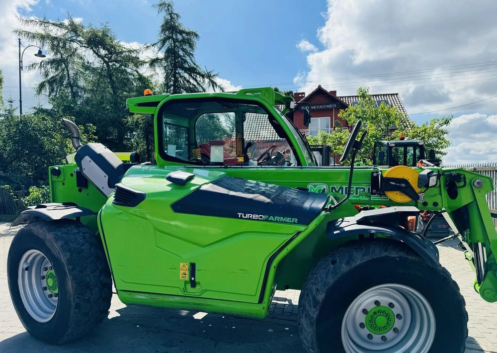 Merlo TF42.7 CS - Manipulador telescópico: foto 4 Merlo TF42.7 CS - Manipulador telescópico: foto 4