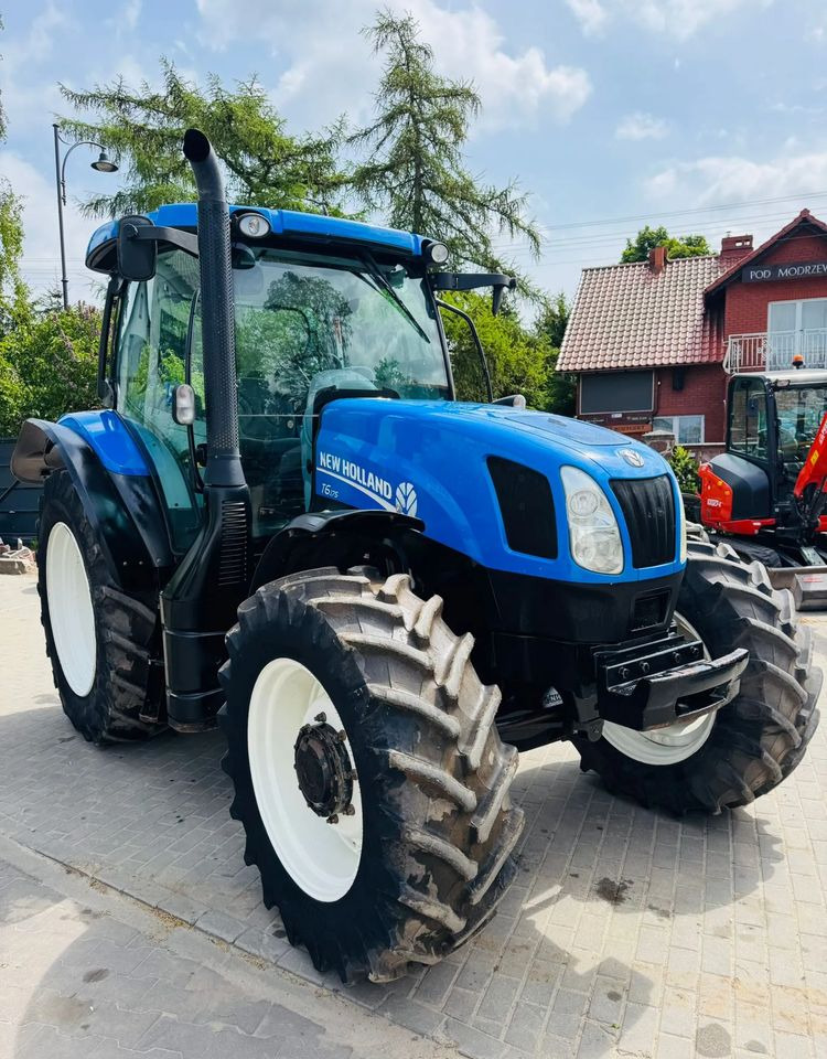 New Holland T6.175 - Tractor: foto 1 New Holland T6.175 - Tractor: foto 1