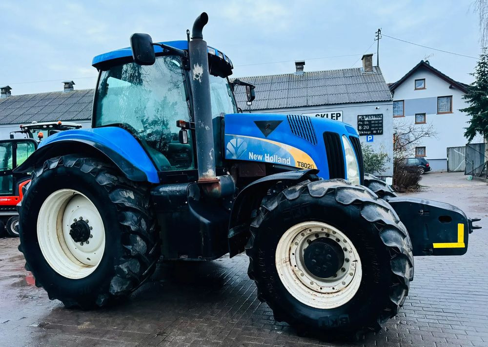 Tractor New Holland T8020: foto 6