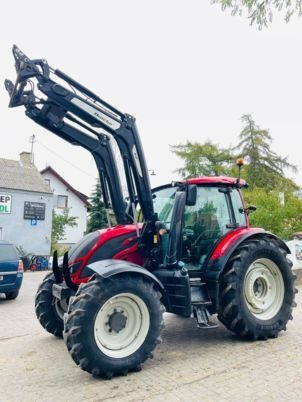 Valtra N 104 - Tractor: foto 2 Valtra N 104 - Tractor: foto 2