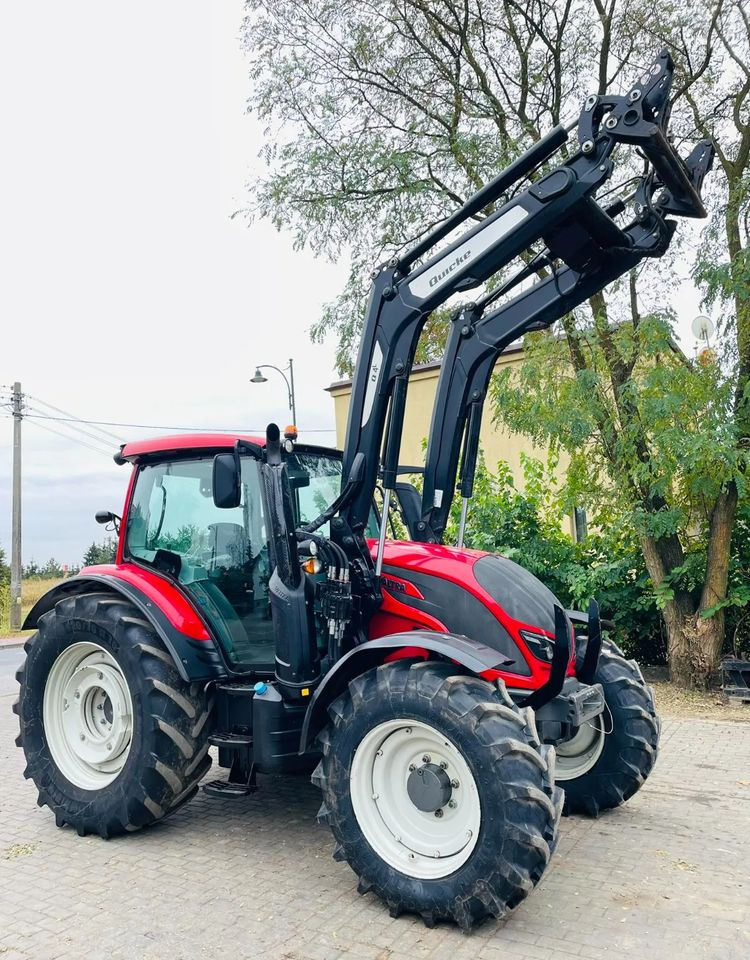 Valtra N104 - Tractor: foto 2 Valtra N104 - Tractor: foto 2