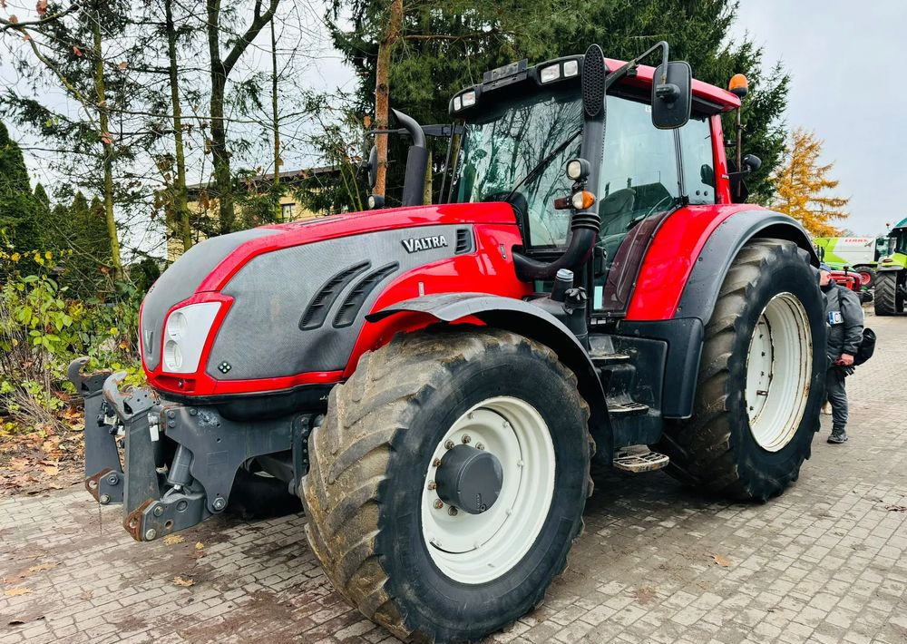 Valtra T213 - Tractor: foto 3 Valtra T213 - Tractor: foto 3