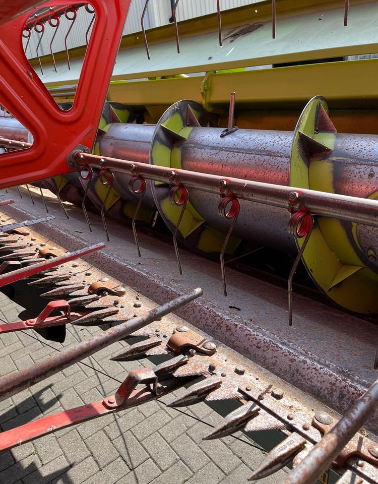 Claas Claas Vario 750 - Cabezal de grano: foto 2 Claas Claas Vario 750 - Cabezal de grano: foto 2