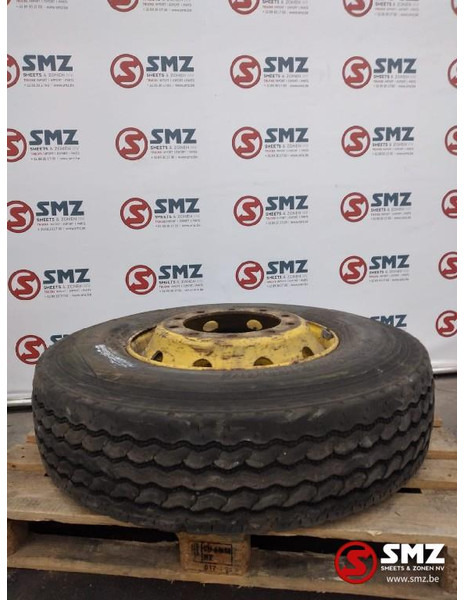 Bridgestone Occ vrachtwagenband Bridgestone 12R22.5 - Neumático para Camión: foto 1 Bridgestone Occ vrachtwagenband Bridgestone 12R22.5 - Neumático para Camión: foto 1