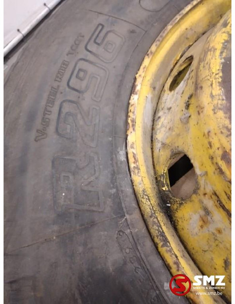 Bridgestone Occ vrachtwagenband Bridgestone 12R22.5 - Neumático para Camión: foto 4 Bridgestone Occ vrachtwagenband Bridgestone 12R22.5 - Neumático para Camión: foto 4