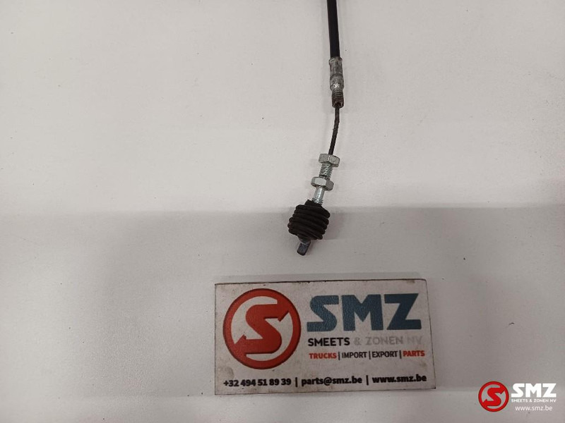 Caterpillar Cabin door lever + cable Caterpillar - Puerta y piezas para Camión: foto 3 Caterpillar Cabin door lever + cable Caterpillar - Puerta y piezas para Camión: foto 3