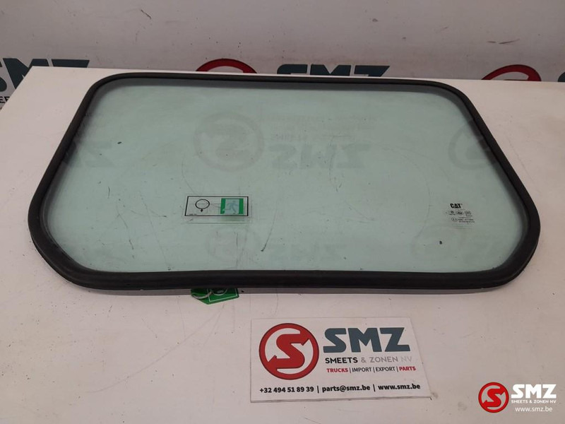 Caterpillar Glass rear Caterpillar - Ventana y piezas para Equipo de manutención: foto 1 Caterpillar Glass rear Caterpillar - Ventana y piezas para Equipo de manutención: foto 1