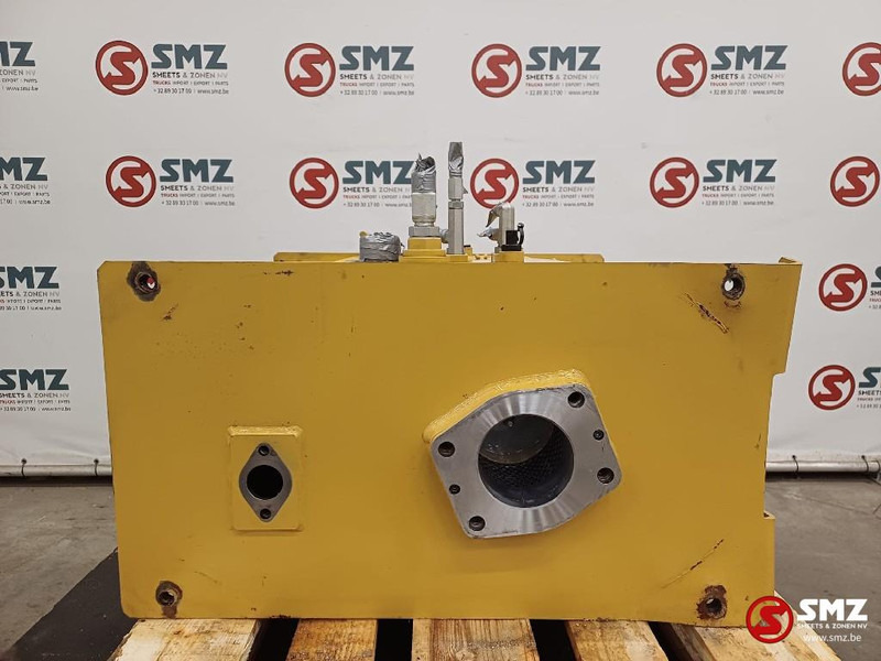 Caterpillar Hydraulic oil system Caterpillar - Depósito hidráulico para Equipo de manutención: foto 5 Caterpillar Hydraulic oil system Caterpillar - Depósito hidráulico para Equipo de manutención: foto 5