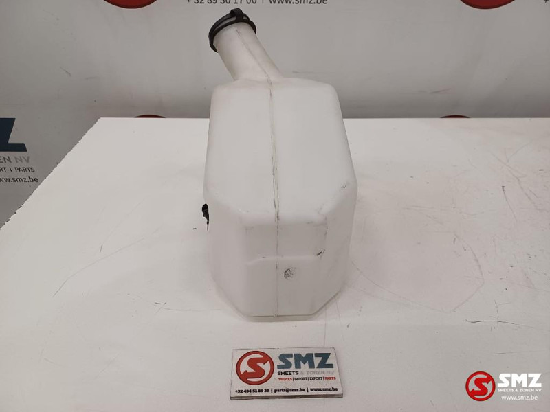 Caterpillar Window washer tank Caterpillar - Limpiaparabrisas para Equipo de manutención: foto 5 Caterpillar Window washer tank Caterpillar - Limpiaparabrisas para Equipo de manutención: foto 5