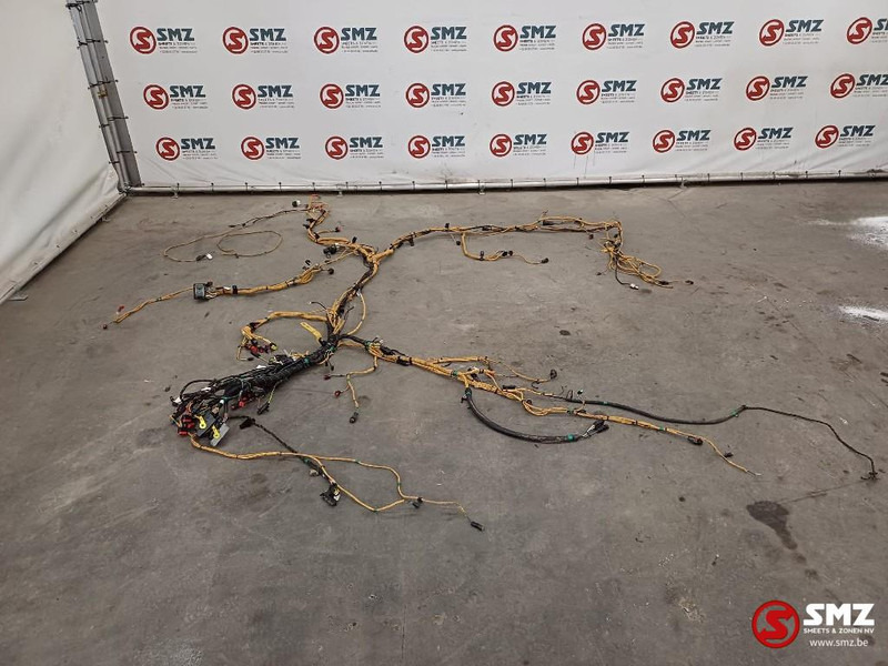 Caterpillar Wiring Harnesses Chassis / Engine / Lightning Cate - Cables/ Alambres para Equipo de manutención: foto 1 Caterpillar Wiring Harnesses Chassis / Engine / Lightning Cate - Cables/ Alambres para Equipo de manutención: foto 1