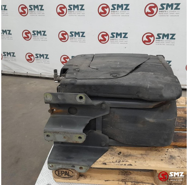 DAF Occ AdBluetank 75L DAF - Depósito de combustible para Camión: foto 4 DAF Occ AdBluetank 75L DAF - Depósito de combustible para Camión: foto 4