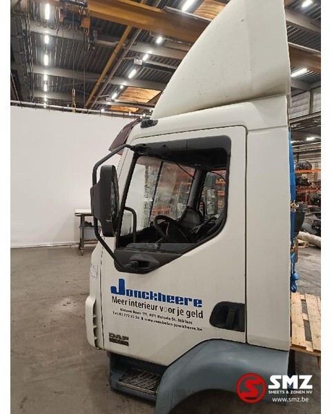 DAF Occ Cabine DAF 55 LF - Cabina para Camión: foto 2 DAF Occ Cabine DAF 55 LF - Cabina para Camión: foto 2