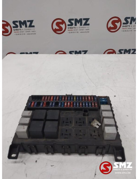DAF Occ ECU zekeringskast DAF XF95 1452112 - Unidad de control para Camión: foto 1 DAF Occ ECU zekeringskast DAF XF95 1452112 - Unidad de control para Camión: foto 1