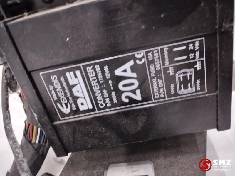 DAF Occ regeleenheid + omvormer 24V-12 V 20A Daf XF106 - Unidad de control para Camión: foto 4 DAF Occ regeleenheid + omvormer 24V-12 V 20A Daf XF106 - Unidad de control para Camión: foto 4