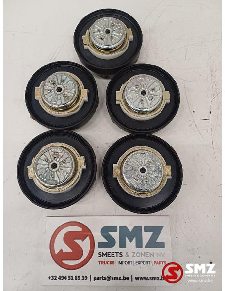 DAF Set van 5 tankdoppen daf - Sistema de combustible para Camión: foto 2 DAF Set van 5 tankdoppen daf - Sistema de combustible para Camión: foto 2