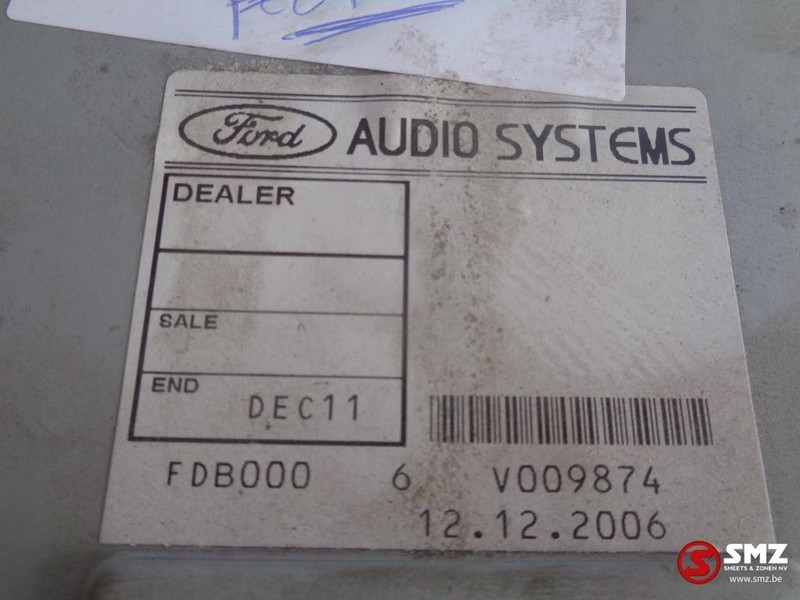 Ford Occ ford radio 1500rds console - Salpicadero para Camión: foto 2 Ford Occ ford radio 1500rds console - Salpicadero para Camión: foto 2