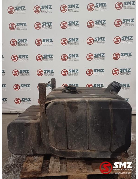 Iveco Occ brandstoftank Iveco - Depósito de combustible para Camión: foto 4 Iveco Occ brandstoftank Iveco - Depósito de combustible para Camión: foto 4