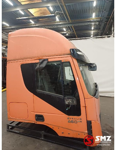 Iveco Occ cabine compleet Hi Way Stralis Iveco - Cabina e interior para Camión: foto 3 Iveco Occ cabine compleet Hi Way Stralis Iveco - Cabina e interior para Camión: foto 3