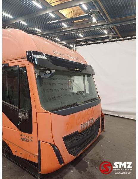 Iveco Occ cabine compleet Hi Way Stralis Iveco - Cabina e interior para Camión: foto 2 Iveco Occ cabine compleet Hi Way Stralis Iveco - Cabina e interior para Camión: foto 2