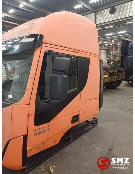 Iveco Occ cabine compleet Hi Way Stralis Iveco - Cabina e interior para Camión: foto 4 Iveco Occ cabine compleet Hi Way Stralis Iveco - Cabina e interior para Camión: foto 4
