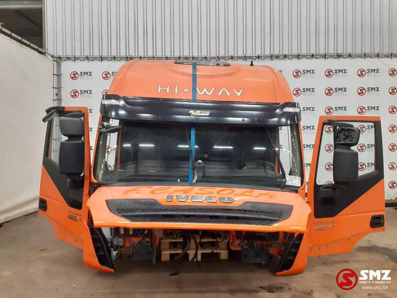 Iveco Occ cabine compleet Iveco Stralis HI Way euro 6 - Cabina e interior para Camión: foto 2 Iveco Occ cabine compleet Iveco Stralis HI Way euro 6 - Cabina e interior para Camión: foto 2