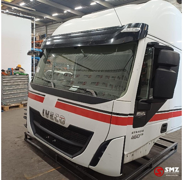 Iveco Occ cabine compleet Stralis Hi-Way Iveco - Cabina e interior para Camión: foto 2 Iveco Occ cabine compleet Stralis Hi-Way Iveco - Cabina e interior para Camión: foto 2