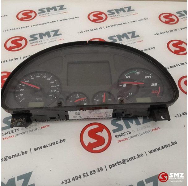 Iveco Occ instrumentenpaneel Iveco - Salpicadero para Camión: foto 3 Iveco Occ instrumentenpaneel Iveco - Salpicadero para Camión: foto 3