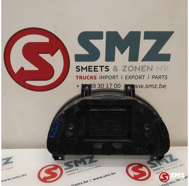 Iveco Occ instrumentenpaneel Iveco - Salpicadero para Camión: foto 2 Iveco Occ instrumentenpaneel Iveco - Salpicadero para Camión: foto 2