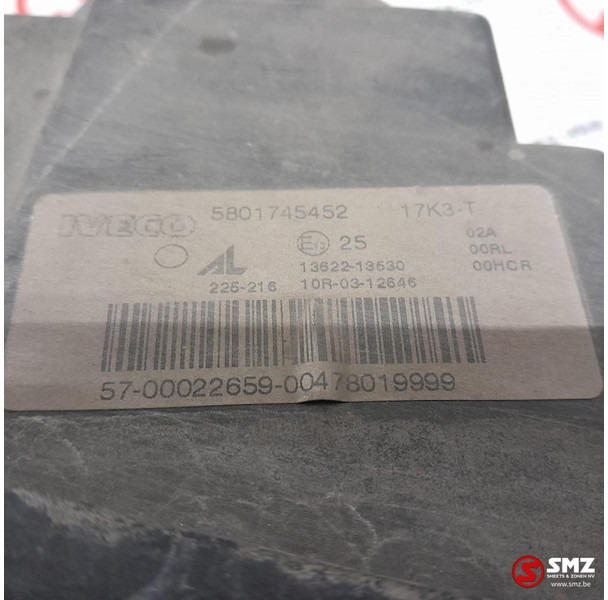 Iveco Occ koplamp rechts Iveco - Faro delantero para Camión: foto 3 Iveco Occ koplamp rechts Iveco - Faro delantero para Camión: foto 3