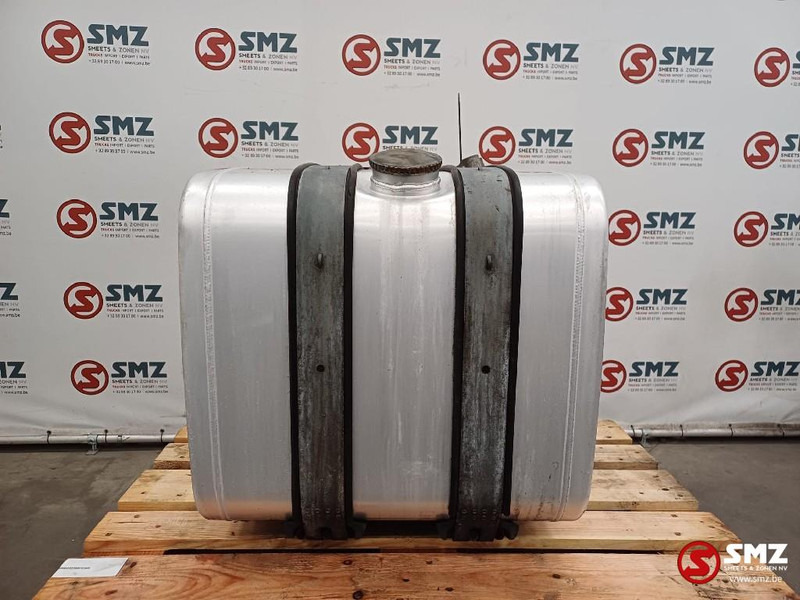 MAN Occ brandstoftank met steunen 250 L MAN - Depósito de combustible para Camión: foto 1 MAN Occ brandstoftank met steunen 250 L MAN - Depósito de combustible para Camión: foto 1