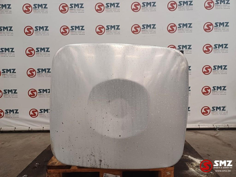 MAN Occ brandstoftank met steunen 600L MAN - Depósito de combustible para Camión: foto 3 MAN Occ brandstoftank met steunen 600L MAN - Depósito de combustible para Camión: foto 3