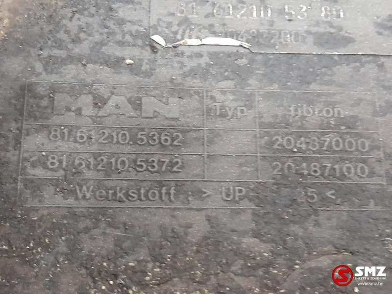 MAN Occ cabinespatbord rechts MAN - Carrocería y exterior para Camión: foto 4 MAN Occ cabinespatbord rechts MAN - Carrocería y exterior para Camión: foto 4