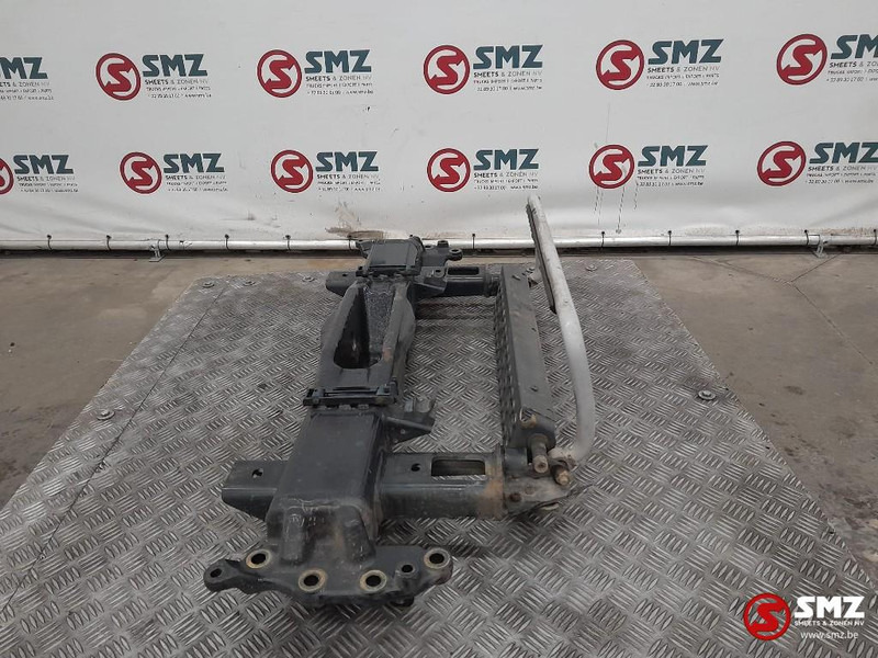 MAN Occ dwarsbalk MAN - Parachoques para Camión: foto 3 MAN Occ dwarsbalk MAN - Parachoques para Camión: foto 3