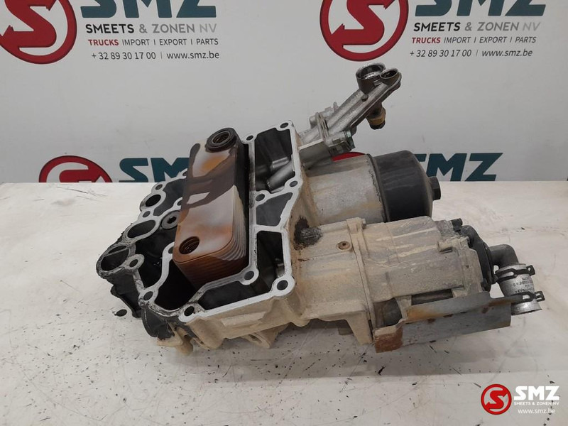 MAN Occ oliefilterhuis MAN - Filtro de aceite para Camión: foto 2 MAN Occ oliefilterhuis MAN - Filtro de aceite para Camión: foto 2