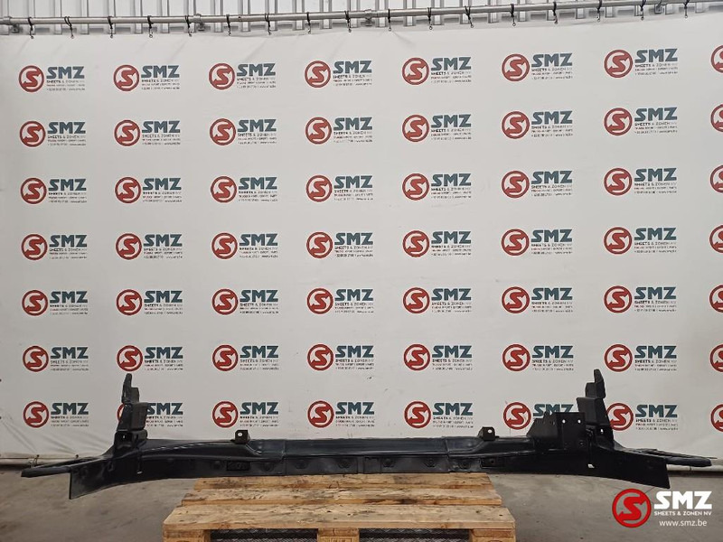 MAN Occ onderrijdbeveiliging MAN - Parachoques para Camión: foto 2 MAN Occ onderrijdbeveiliging MAN - Parachoques para Camión: foto 2