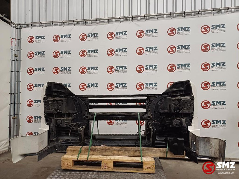 MAN Occ voorbumper MAN - Parachoques para Camión: foto 2 MAN Occ voorbumper MAN - Parachoques para Camión: foto 2