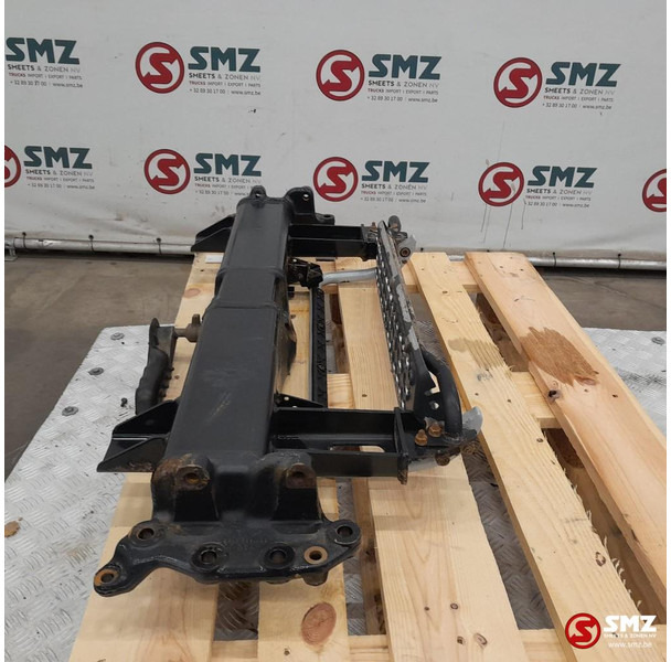 MAN Occ voorframe MAN - Parachoques para Camión: foto 3 MAN Occ voorframe MAN - Parachoques para Camión: foto 3