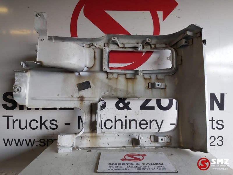 Mercedes-Benz Occ Bumperhoek rechts Mercedes Actros MP1 - Esquina parachoques para Camión: foto 2 Mercedes-Benz Occ Bumperhoek rechts Mercedes Actros MP1 - Esquina parachoques para Camión: foto 2