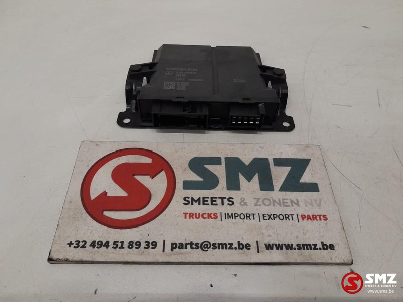 Mercedes-Benz Occ ECU linkerdeur regeleenheid Mercedes - Unidad de control para Camión: foto 1 Mercedes-Benz Occ ECU linkerdeur regeleenheid Mercedes - Unidad de control para Camión: foto 1
