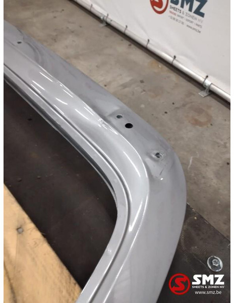 Mercedes-Benz Occ deur rechts Mercedes Arocs 2148 - Puerta y piezas para Camión: foto 4 Mercedes-Benz Occ deur rechts Mercedes Arocs 2148 - Puerta y piezas para Camión: foto 4