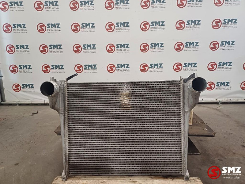 Mercedes-Benz Occ intercooler Mercedes - Intercooler para Camión: foto 1 Mercedes-Benz Occ intercooler Mercedes - Intercooler para Camión: foto 1