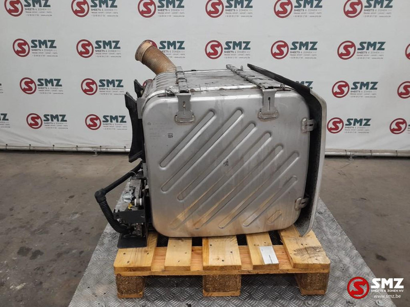 Mercedes-Benz Occ katalysator Euro 5 Mercedes - Convertidor catalítico para Camión: foto 4 Mercedes-Benz Occ katalysator Euro 5 Mercedes - Convertidor catalítico para Camión: foto 4